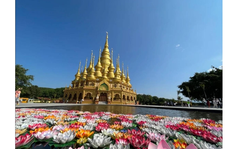 西双版纳勐泐文化旅游区